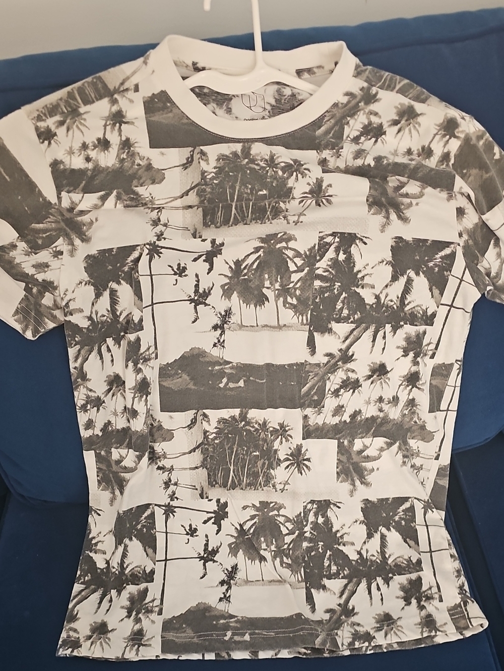 Original Use White and Black Short Sleeve Palm-Print Tee